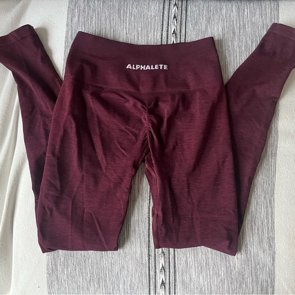 Alphalete Amplify Leggings Black Cherry - Picture 2 of 3